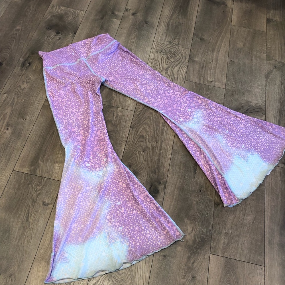 Teeki Bellbottoms